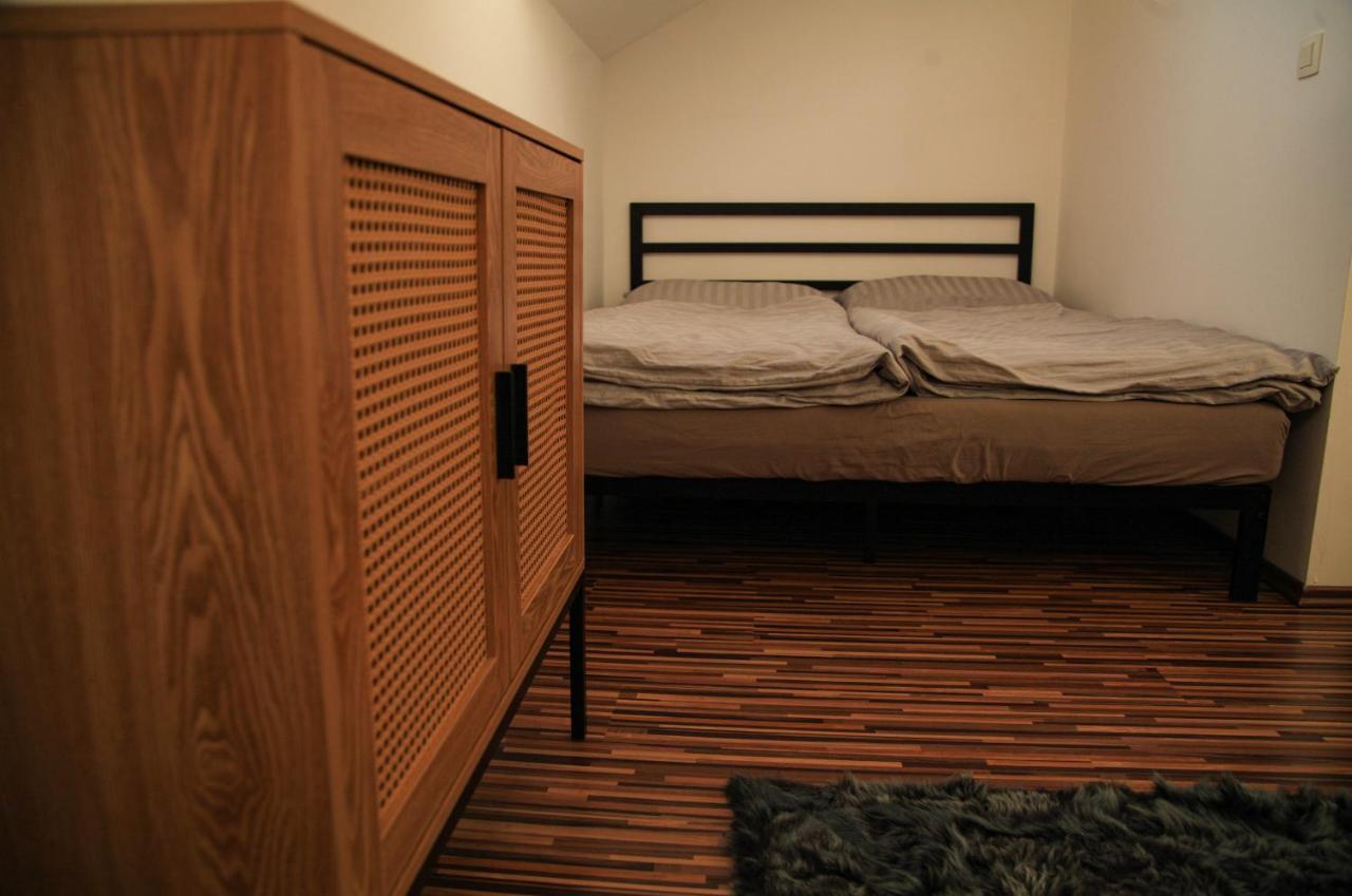 Apartment Vila Aston Велика Ломниця Екстер'єр фото